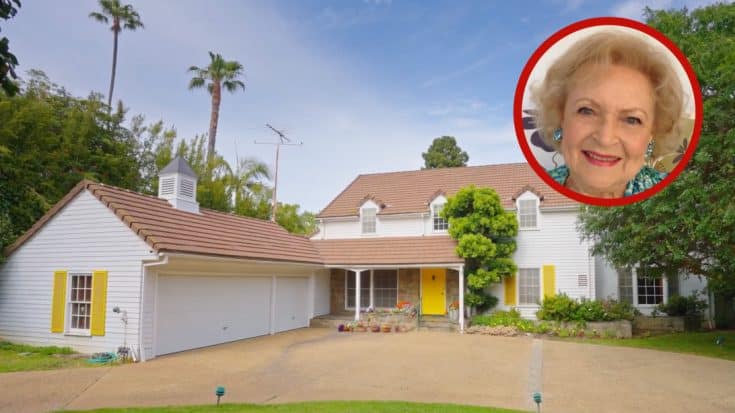 Home Where Betty White Spent Her Final Days Listed For Sale | Country Music Videos