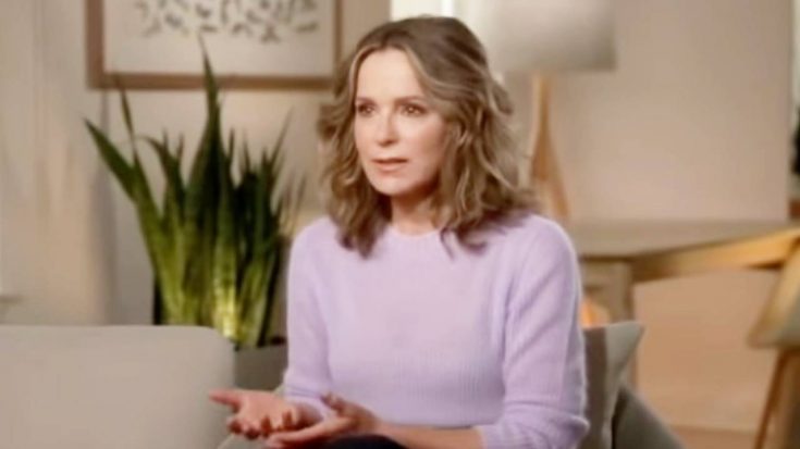 Jennifer Grey Gives Details On “Dirty Dancing” Sequel – Including Release Date | Country Music Videos