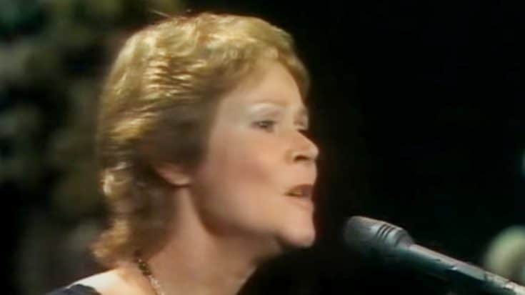 Influential Country Singer Anita Kerr Has Died | Country Music Videos