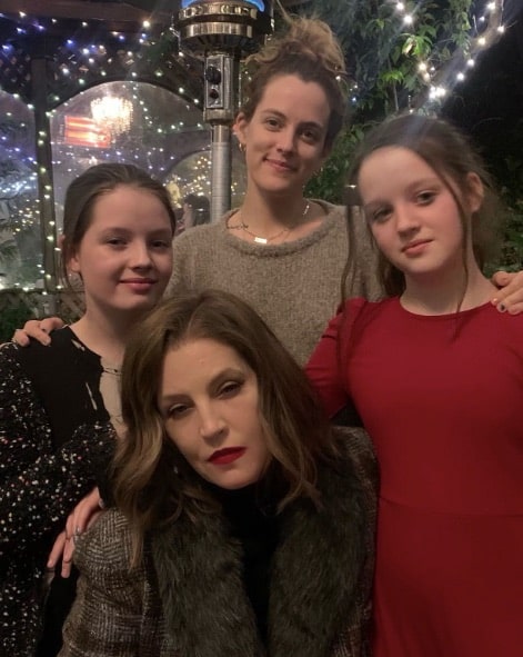 Lisa Marie Presley with her daughters Riley Keough and Harper and Finley Lockwood