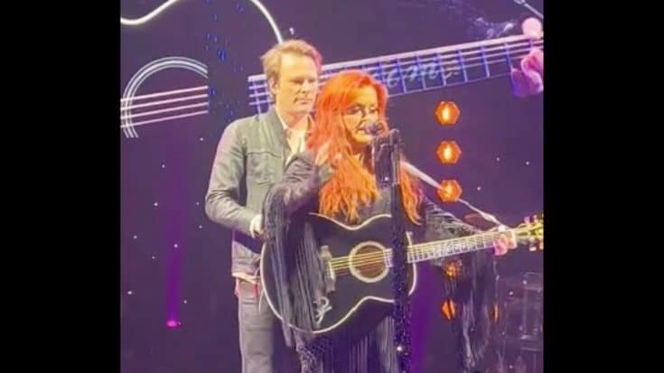 Wynonna Judd Offers Health Update After Suffering Dizzy Spell Onstage | Country Music Videos