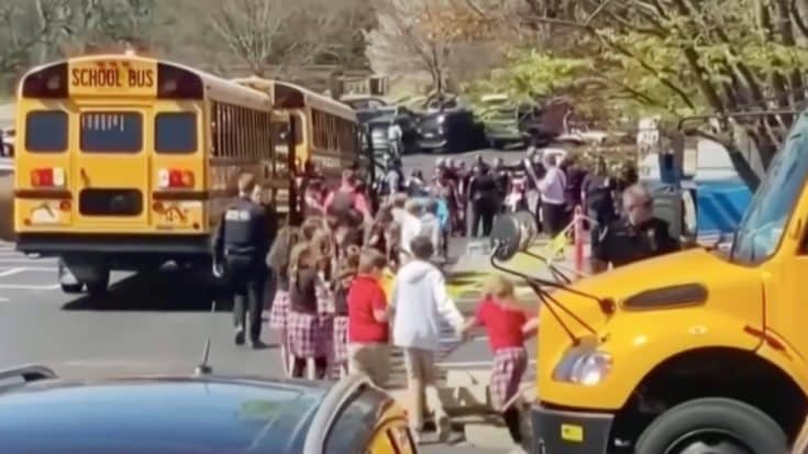 Country Singers React To Deadly School Shooting In Nashville | Country Music Videos