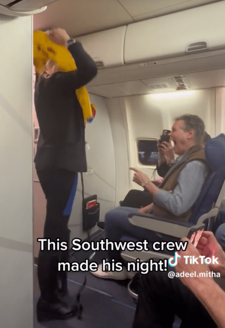 Southwest Airlines Flight Attendant Makes Randy Travis Laugh