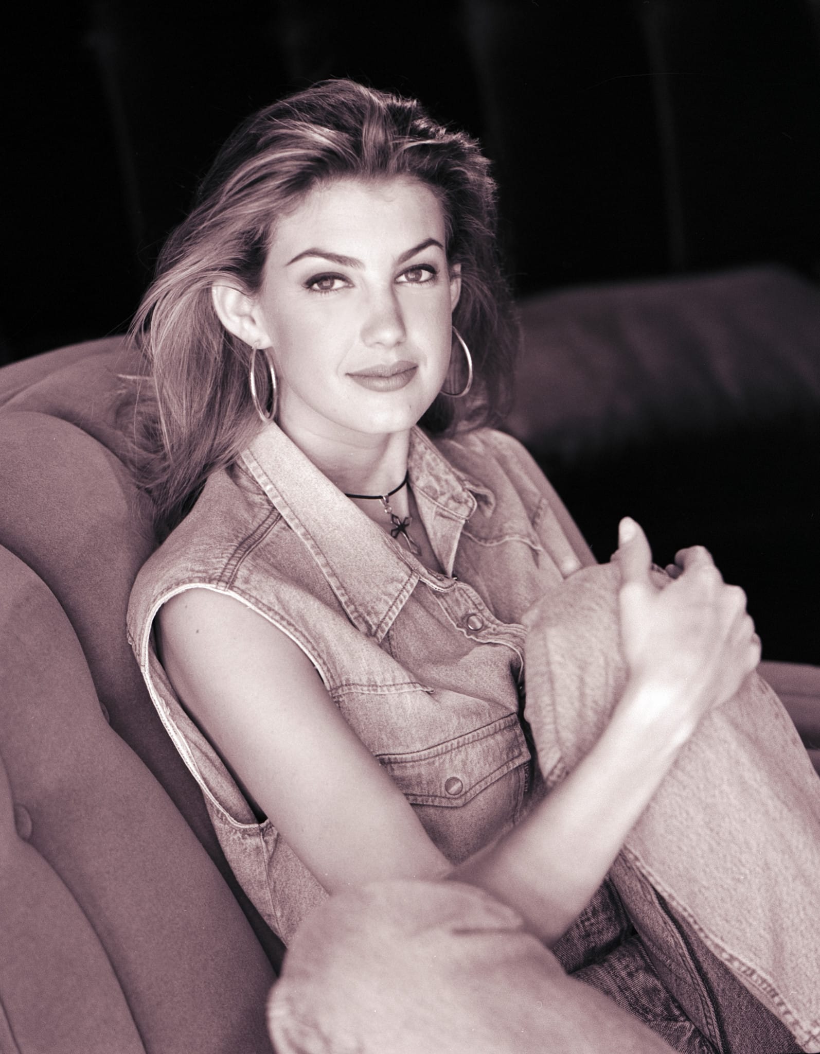 Los Angeles - CIRCA 1993: Singer Faith Hill poses for a portrait circa 1993 in Los Angeles, California (Photo by Aaron Rapoport/Corbis/Getty Images)
