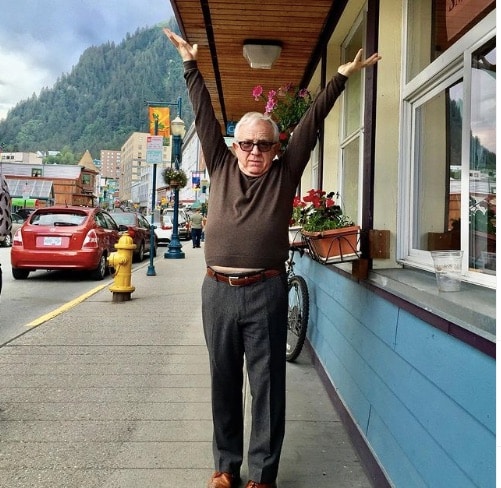 Photo of actor and country singer Leslie Jordan