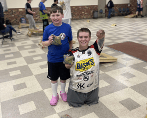Quadruple Amputee Is A Professional Cornhole-Playing Legend