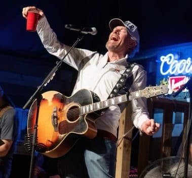 Toby Keith performs at his Oklahoma bar, Hollywood Corners