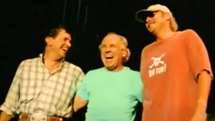 Remember When Jimmy Buffett Sang “Hey, Good Lookin'” With A Bunch Of Country Stars? | Country Music Videos