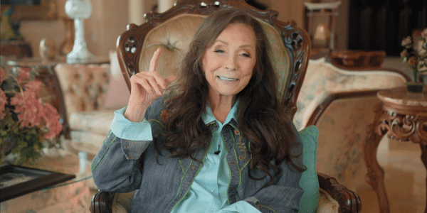 Photo of Loretta Lynn.