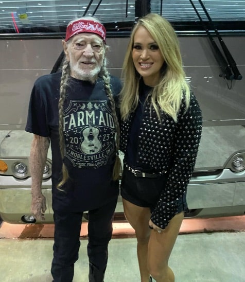 Carrie Underwood and Willie Nelson