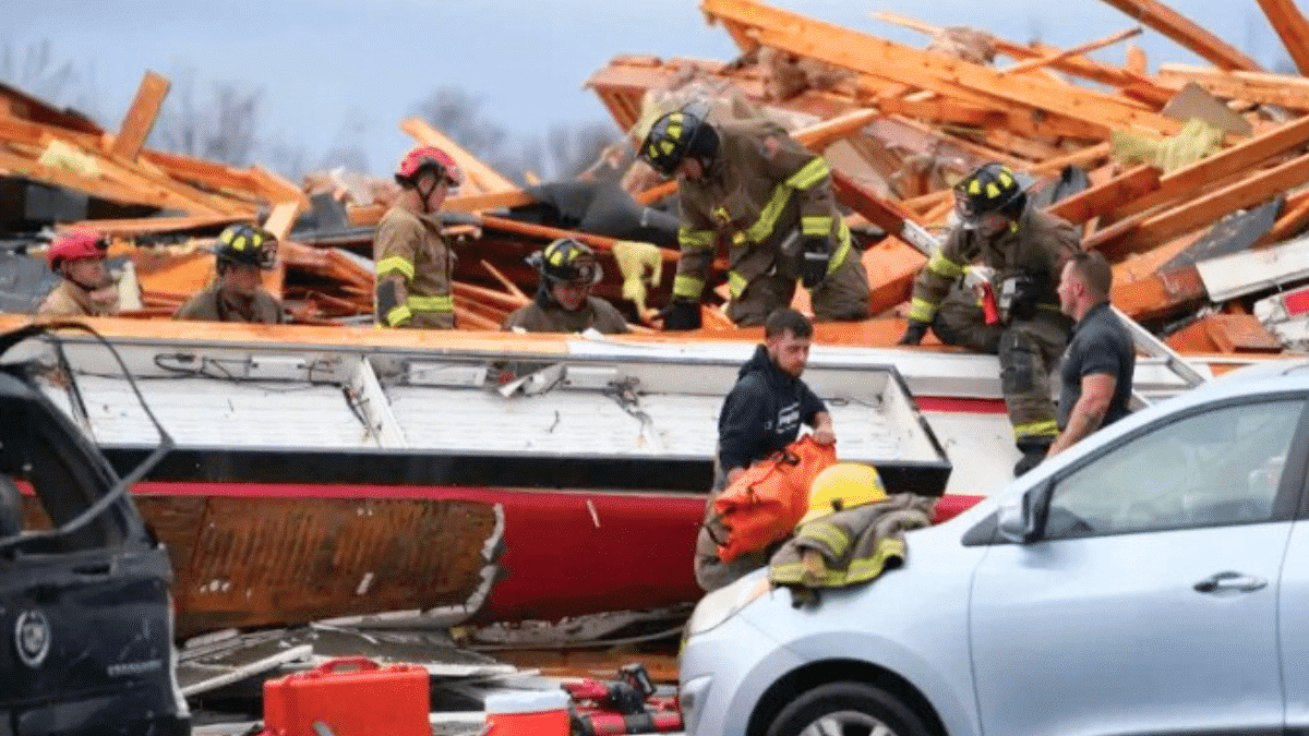 First responders clean up tornado damage in Tennessee