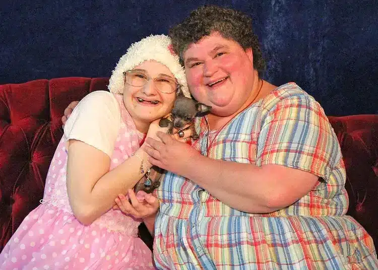 Gypsy Rose Blanchard and her mother Dee Dee Blanchard. 