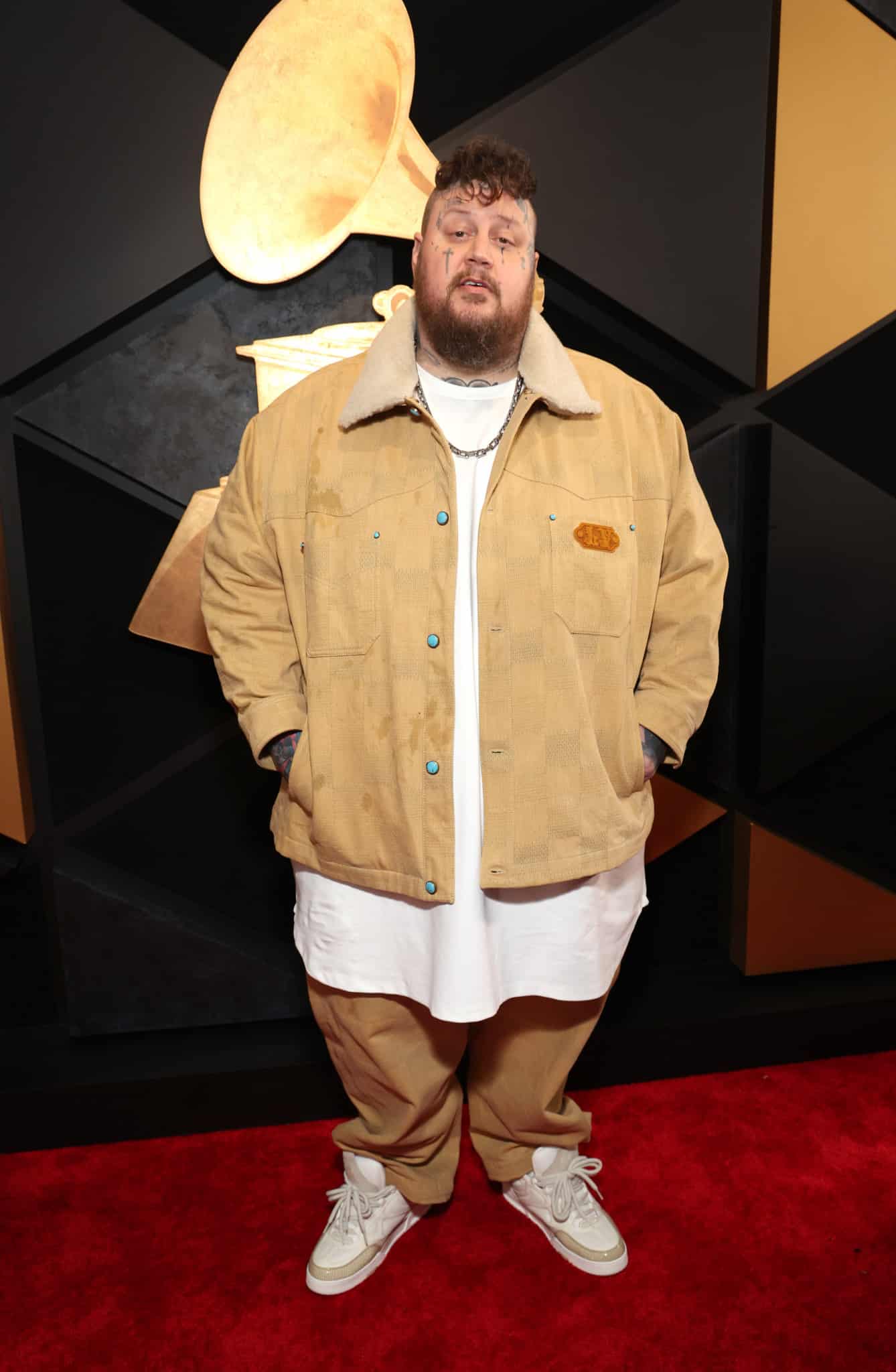 How country stars dressed for the 2024 Grammy Awards - Jelly Roll