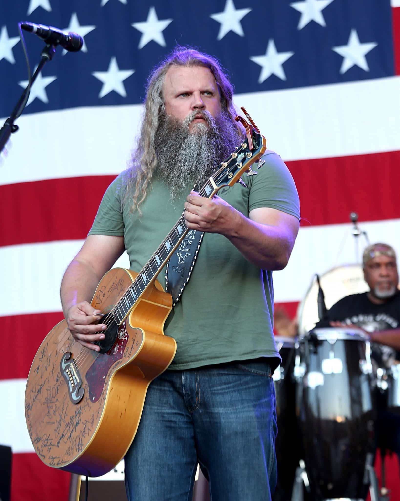 AUSTIN, TEXAS - JULY 04: Jamey Johnson performs in concert during the annual Willie Nelson 4th of July Picnic at the Austin360 Amphitheater on July 4, 2017 in Austin, Texas. (Photo by Gary Miller/Getty Images)