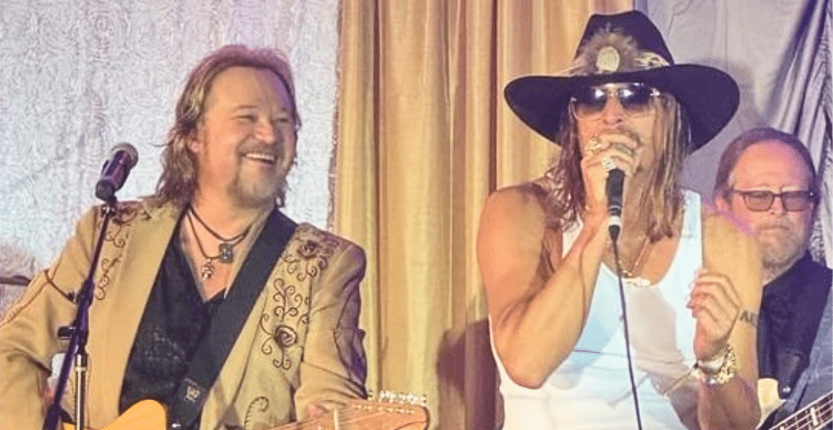 Kid Rock & Travis Tritt Rock The Stage At The 35th Barnstable Brown Derby Eve Gala