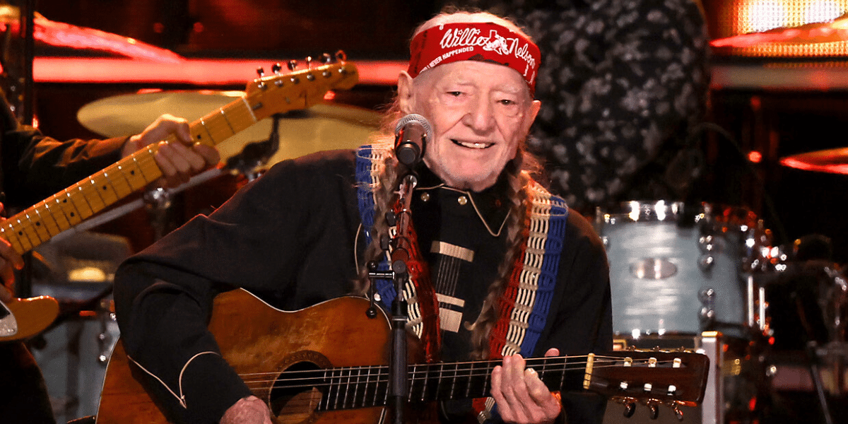 Willie Nelson And His Son Lukas Sound Identical In Unreal Duet Of Just Breathe