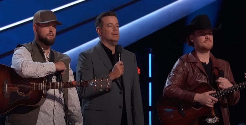 Tanner Frick and Tate Renner battled over "Need a Favor" on "The Voice"