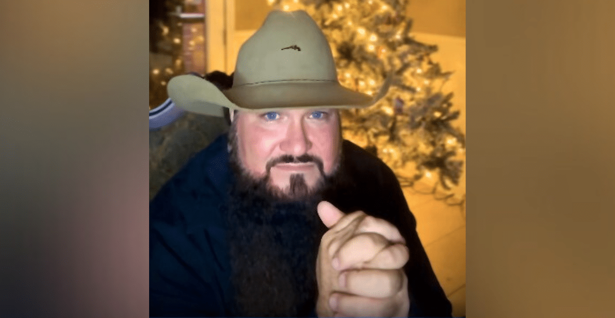 Sundance Head shared an update after accidentally shooting himself