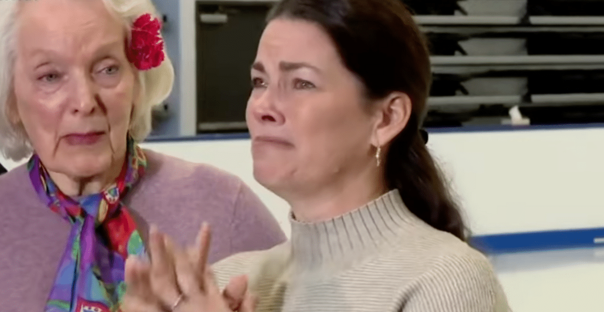 Former Olympic figure skater Nancy Kerrigan speaks after crash in DC (Sheds tears)