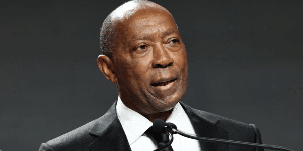 Sylvester Turner passes