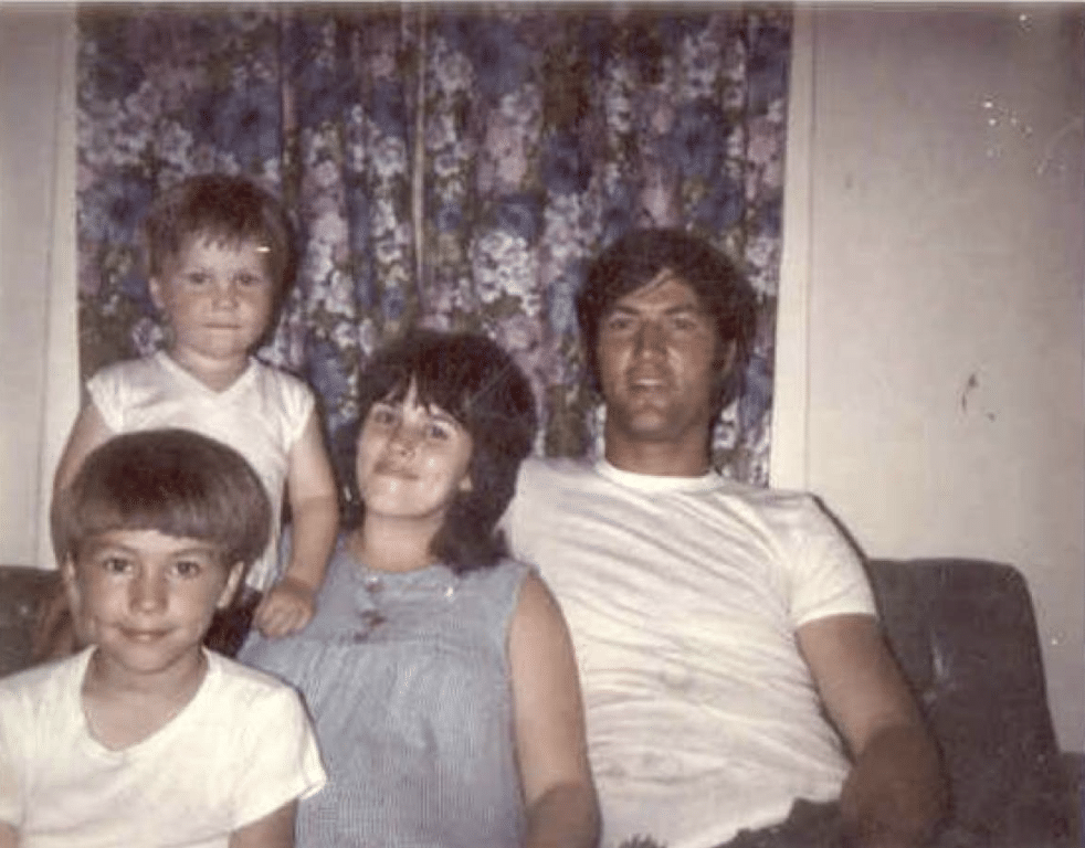 Phil and Kay Robertson with two of their young sons