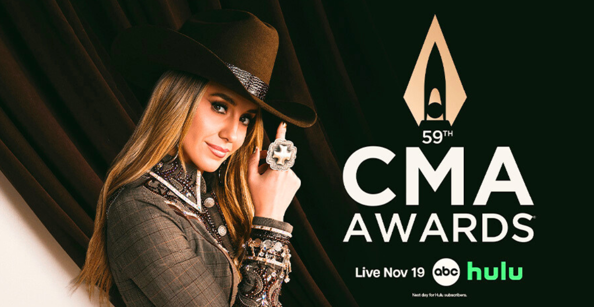 Lainey Wilson will host the 2025 CMA Awards