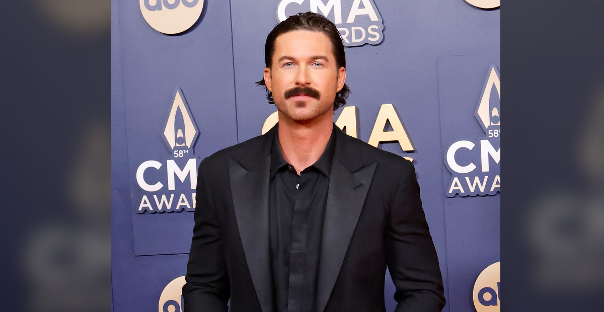 Despite having 1 CMA Award to his name and three nominations this year, Riley Green has yet to receive a nomination as a solo artist.