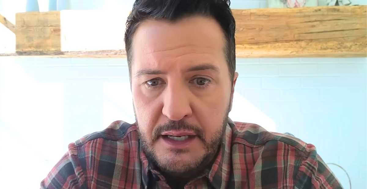 Luke Bryan shares the cause of his sister's death for the first time