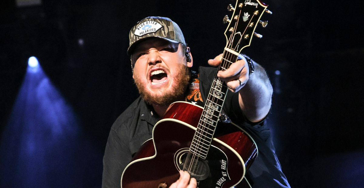 Luke Combs announces a massive world tour