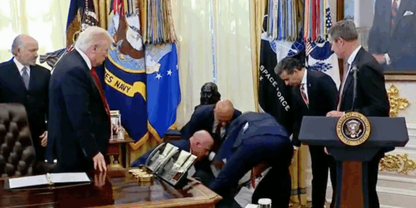 Trump Conference Man Faints