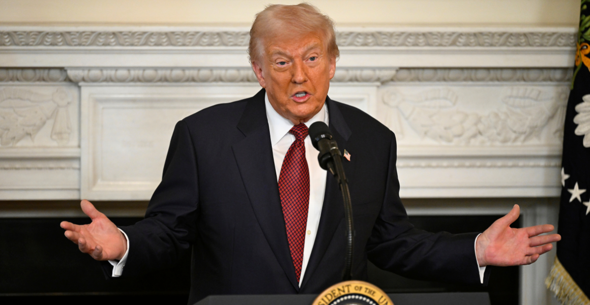 On November 9, President Donald Trump posted on Truth Social that every American will receive a $2,000 dividend from tariff gains.