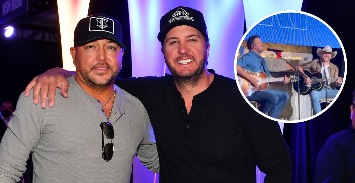 Luke Bryan and Jason aldean singing together