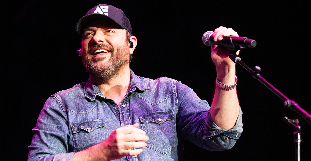 Chris Young refunds fans at his recent concert