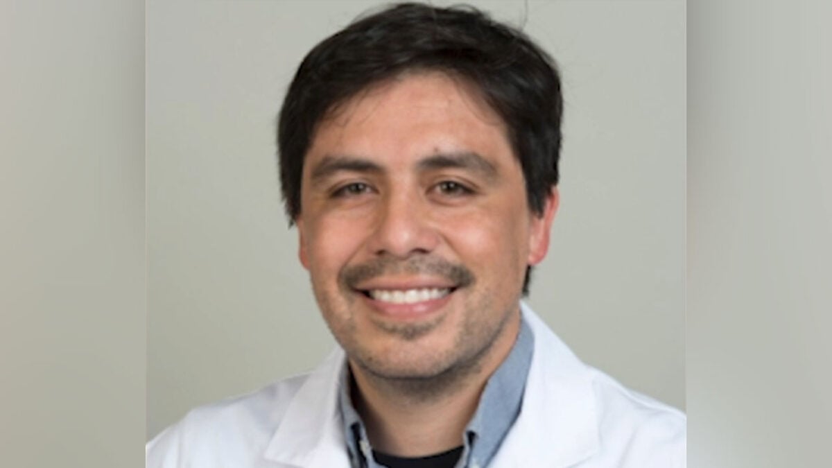 Dr. Salvador Plasencia