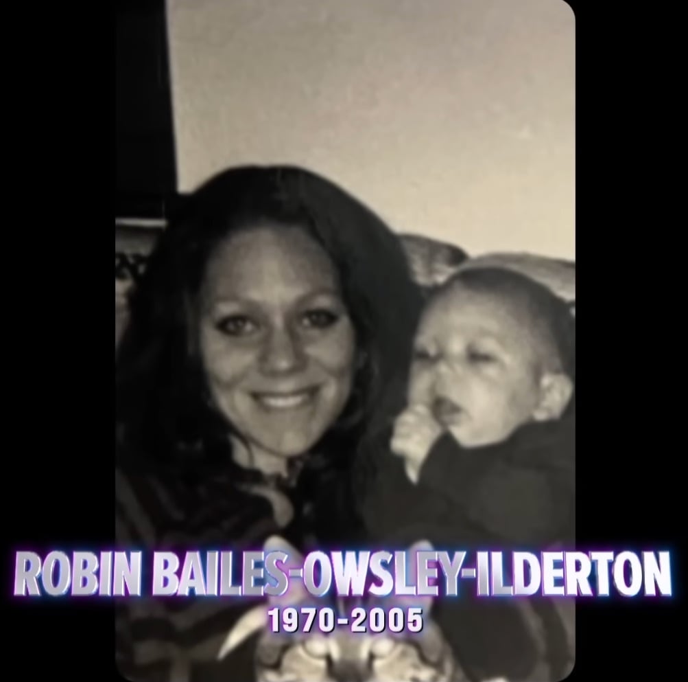 Photo of Mor Ilderton and his mom, Robin, who tragically lost her life (Photo Credit: American Idol / YouTube)