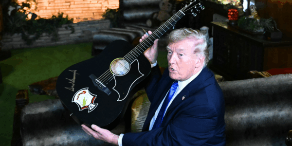 While in Memphis, Tennessee, President Trump took a moment to tour Elvis Presley's home, Graceland.