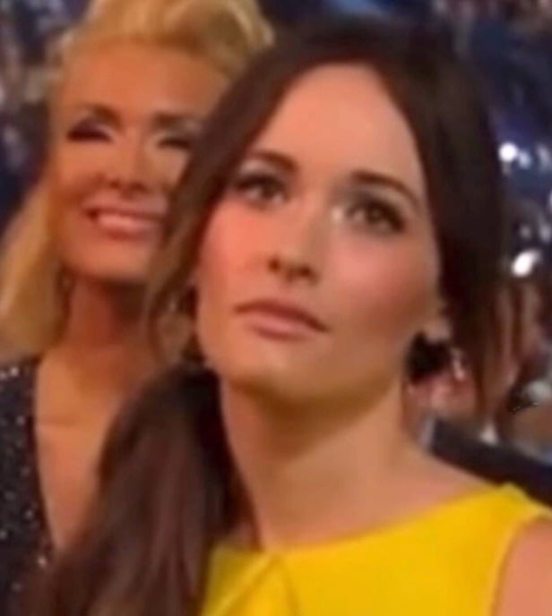Kacey Musgraves reacts to Miranda Lambert's 2013 CMA Award speech