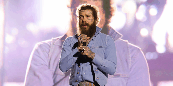 Post Malones sings "Courtesy of the Red, White and Blue"