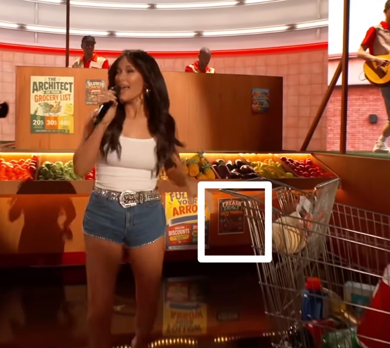 Eagle-eyed fans noticed one of the signs on Kacey Musgraves' stage set was misspelled