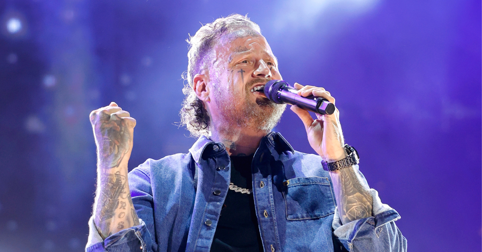 Jelly Roll breaks his silence following the news of his divorce becomes public
