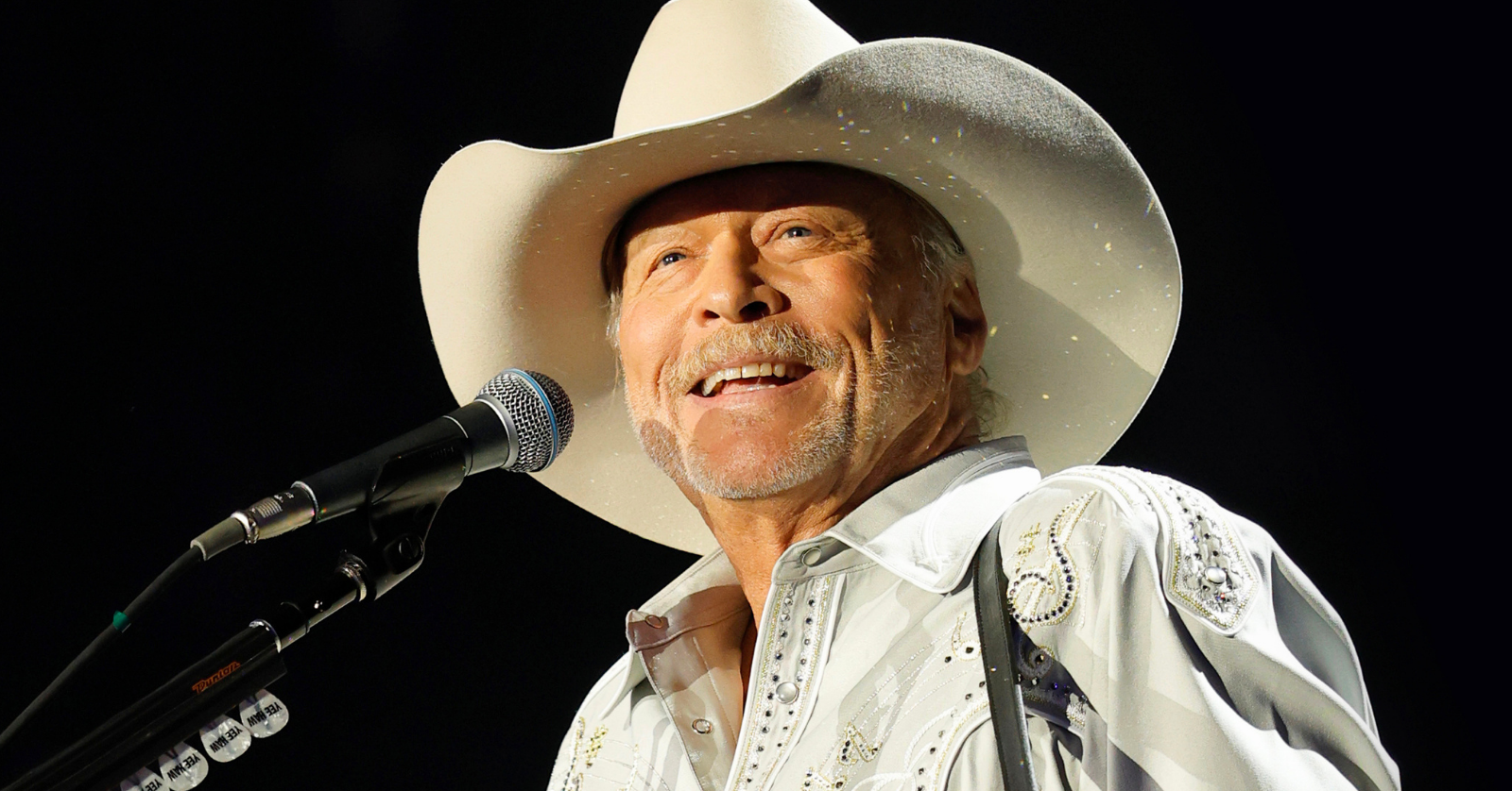 Alan Jackson onstage at his last concert, which as recorded for a live album