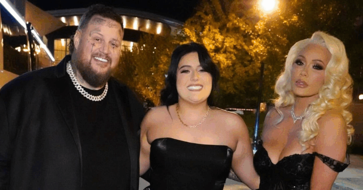 Jelly Roll, his daughter Bailee, and Bunnie Xo in 2024