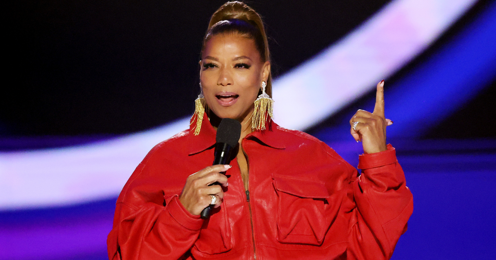 Queen Latifah meets Riley Green