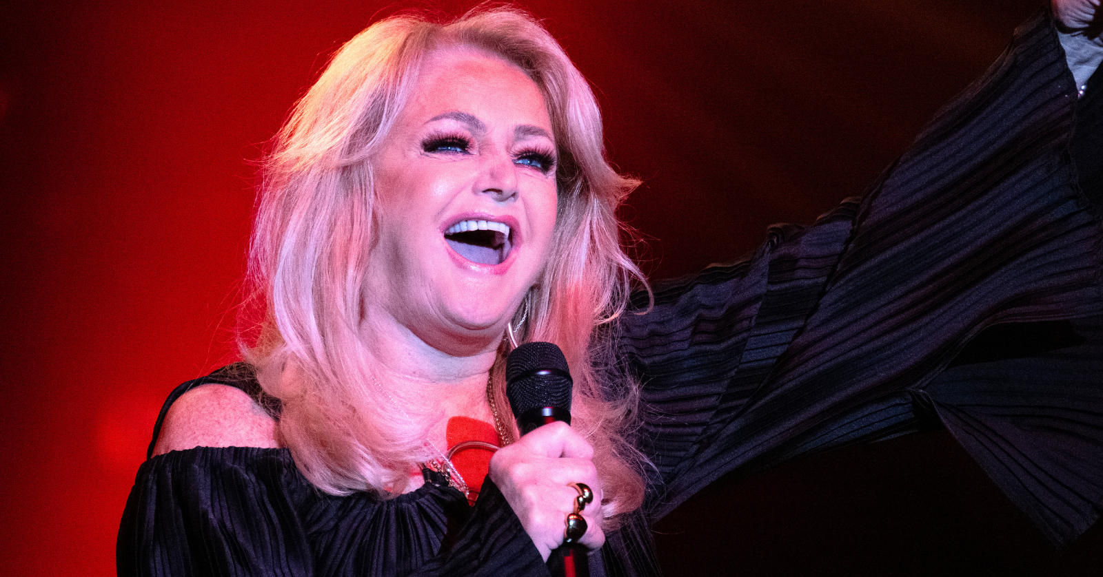 Bonnie Tyler, the singer behind "Total Eclipse of the Heart," dies at age 75