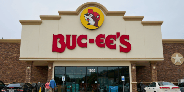 Buc-ee's storefront