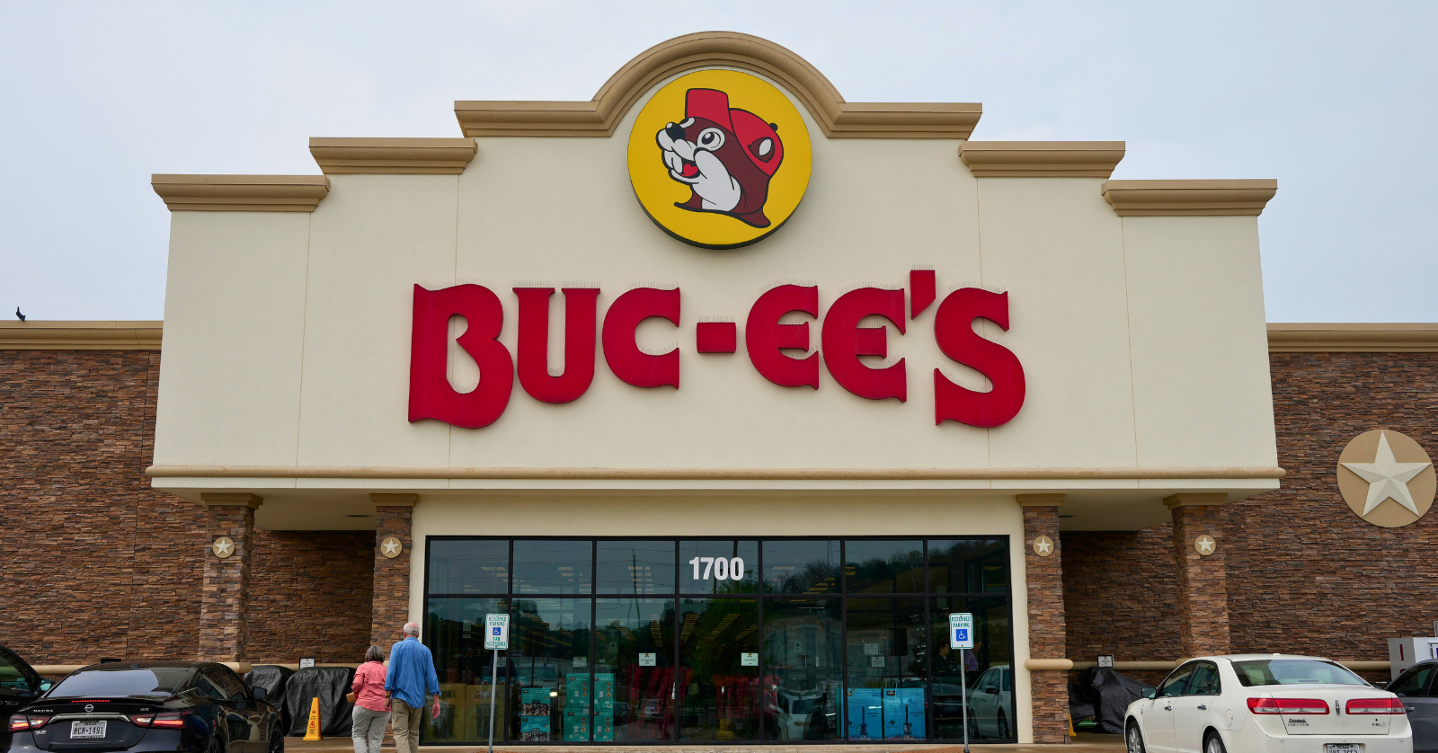 Buc-ee's storefront