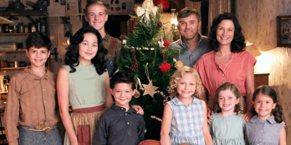 The cast of actors who played the Parton family in the Dolly Parton autobiographical movie Christmas of Many Colors: Circle of Love, sequel to Coat of Many Colors: Carson Meyer (Willadeene), Kelli Berglund (Willadeene), Parker Sack (David), Dylan Rowen (Denver), Blane Crockarell (Bobby), Farrah Mackenzie (Stella), Hannah Goergen (Cassie), Carter & Colby Zier (Randy), Jennifer Nettles (Avie Lee), and Ricky Schroder (Lee)