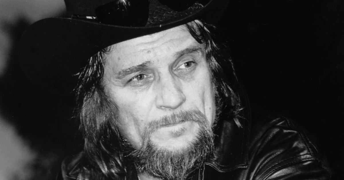 Waylon Jennings among country singers with nicknames, known as Hoss