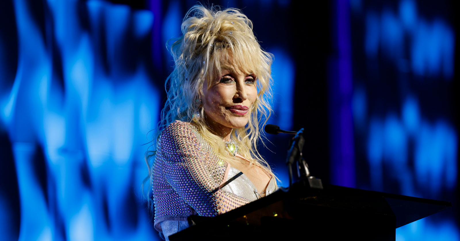 Dolly Parton skips Dollywood appearance