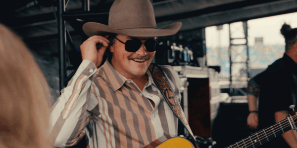 On Aug. 21, country artist Zach Top released an EP featuring two catchy new tracks.